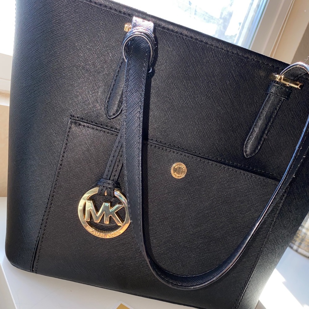 Michael Kors Jet Tote (Black)
